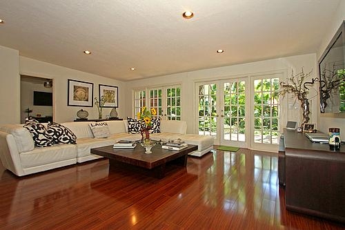 Casa Renovada en South Coconut Grove - GroveExperts.com