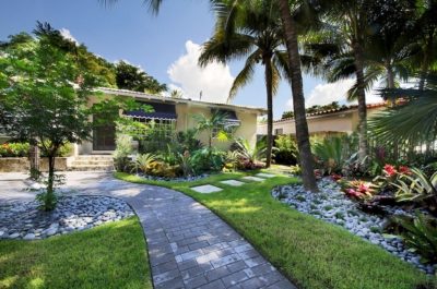 Coconut Grove Under 1M