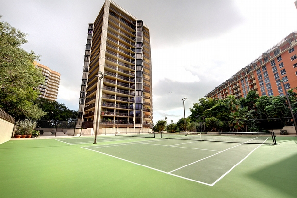2901 S Bayshore Drive 11A