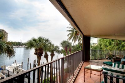 1700 Bayshore Lane