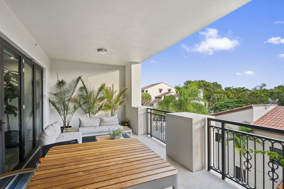 718 Valencia Ave Unit #307