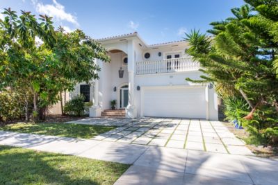 24 SW 25th Road in Miami