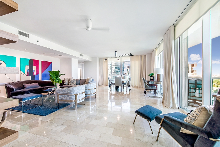 2645 S Bayshore Dr