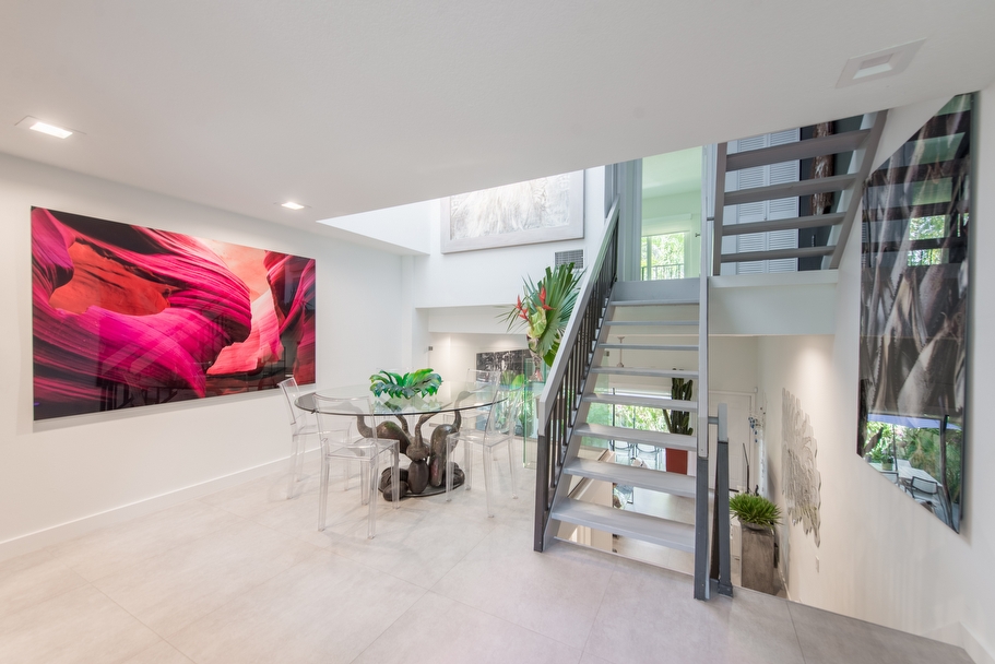 2966 Day Avenue
