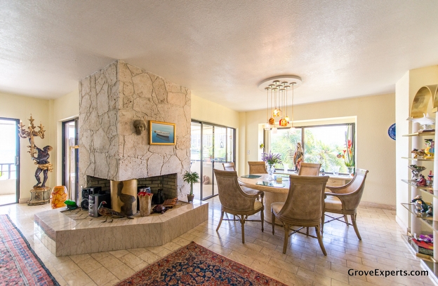 1632 S Bayshore court