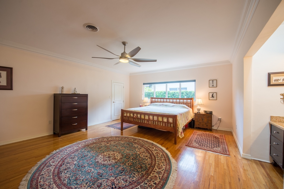 1409 Granada Blvd