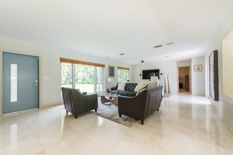 4510 Ingraham Highway