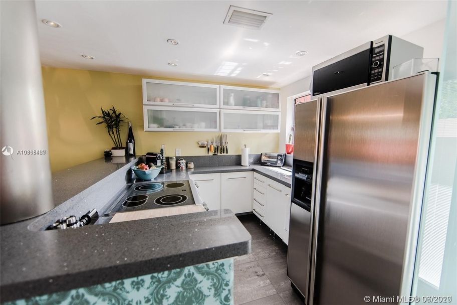 A contemporary townhouse rental