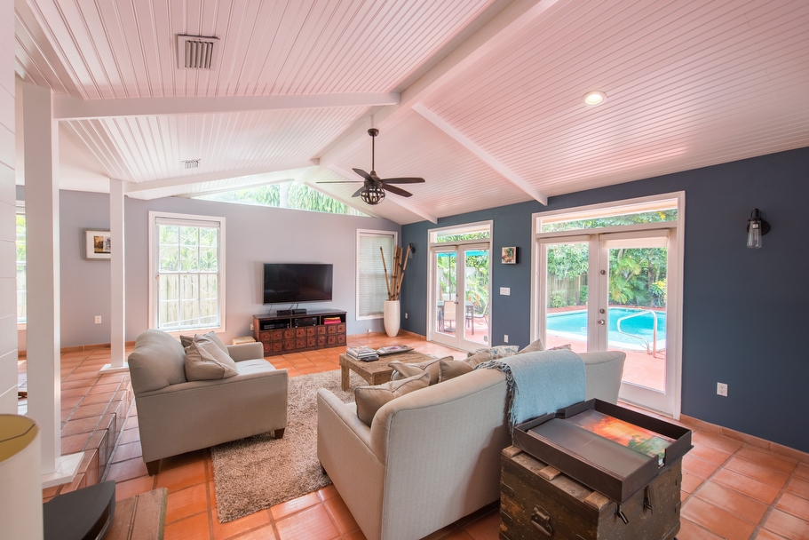 3638 Palmetto Avenue