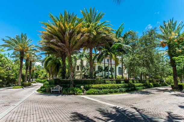 3316 Devon Court