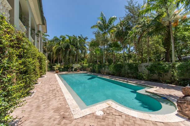 3316 Devon Court