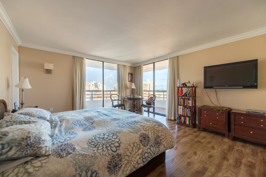 720 Coral Way, Unit #10B